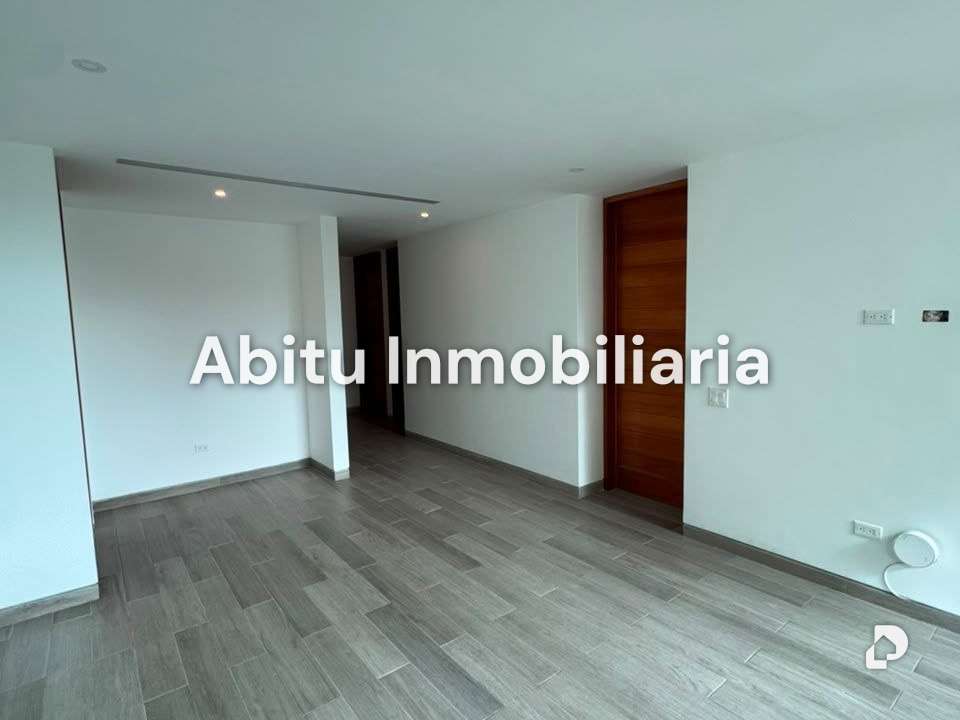 Apartamento en Los Chorros, Caracas – 13