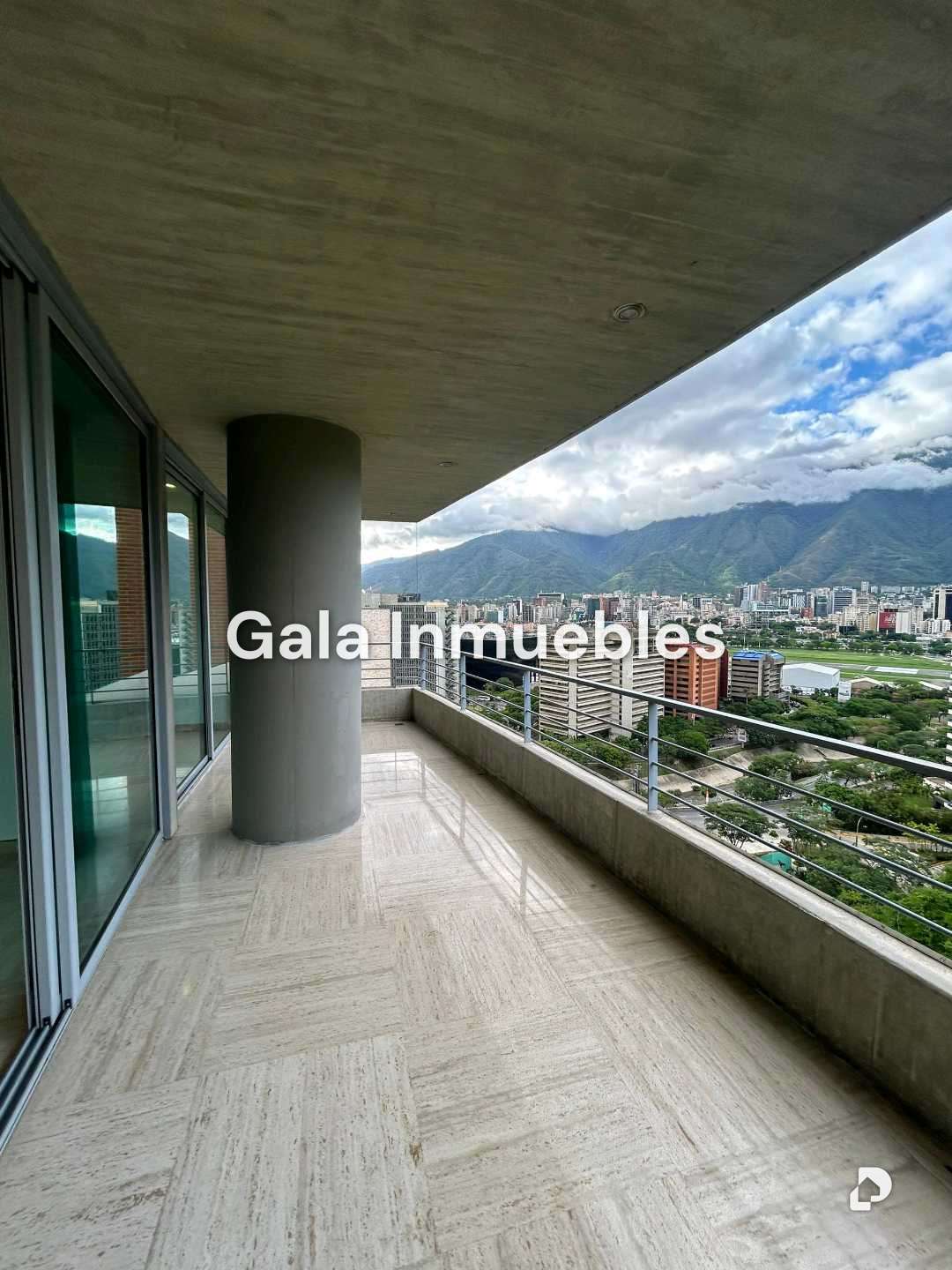 Apartamento en Lomas de Las Mercedes, Caracas – 3