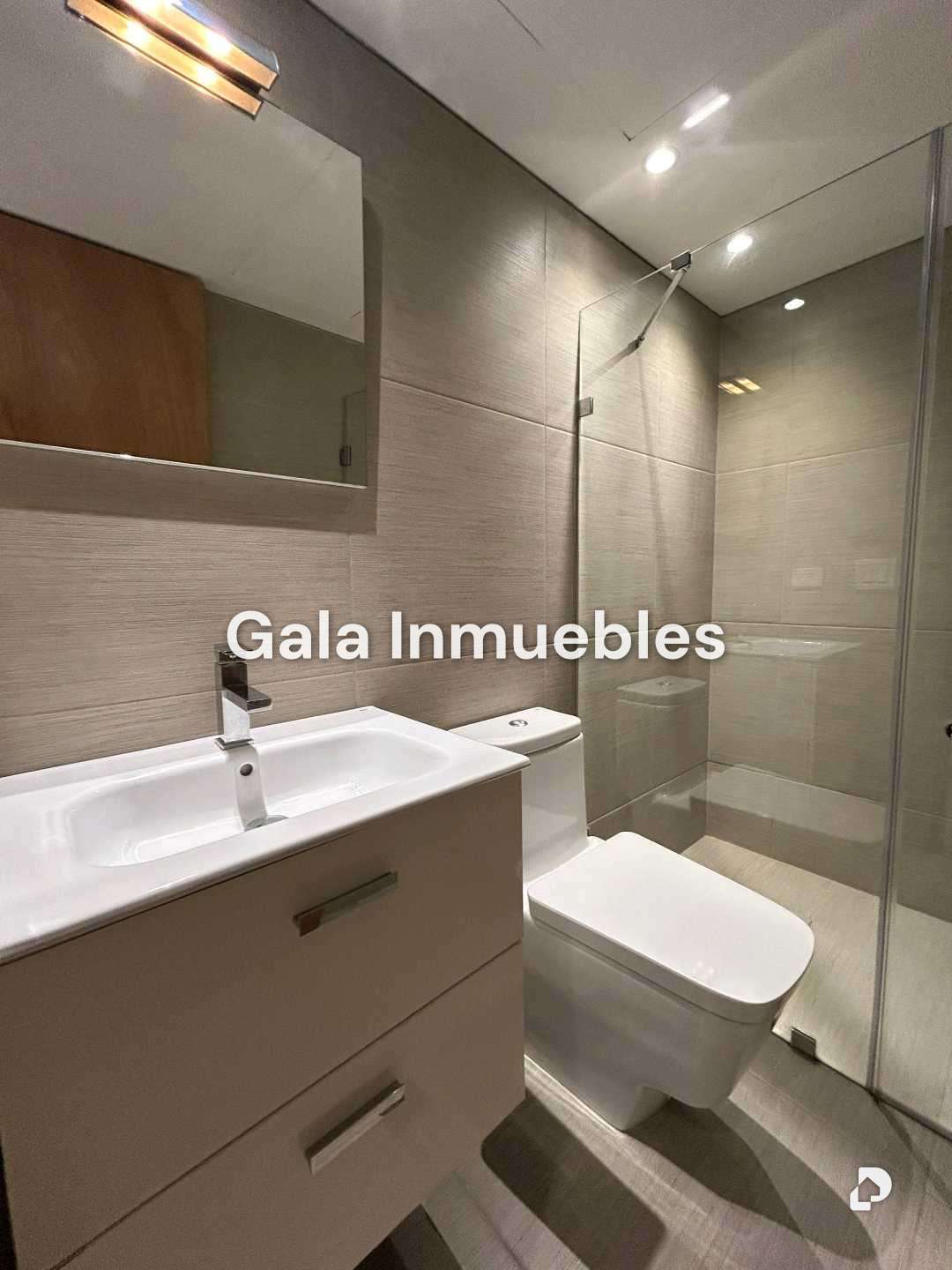 Apartamento en Lomas de Las Mercedes, Caracas – 12