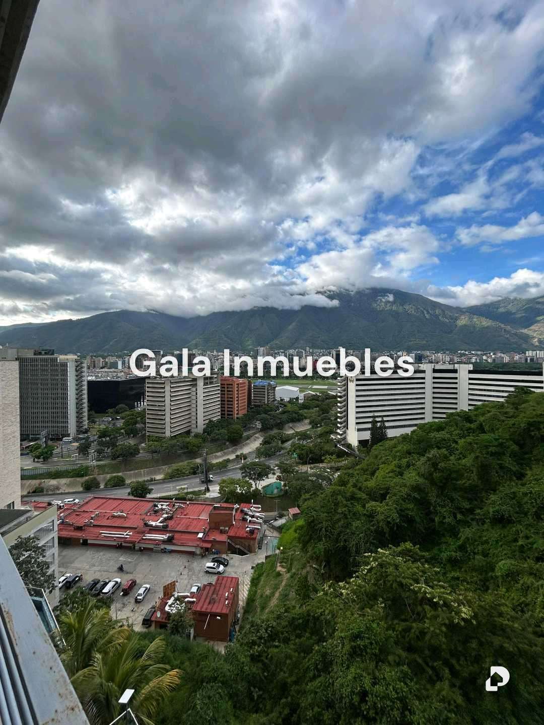 Apartamento en Lomas de Las Mercedes, Caracas – 2