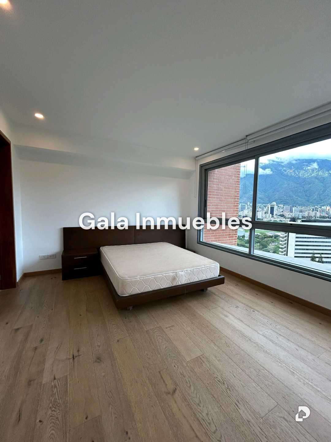 Apartamento en Lomas de Las Mercedes, Caracas – 10