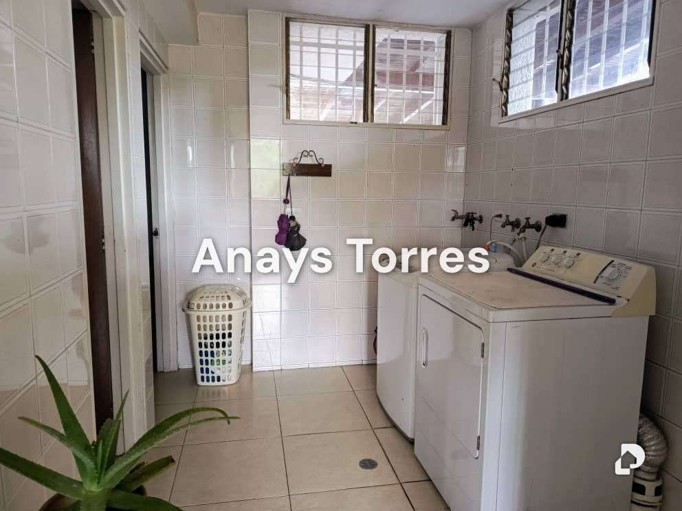 Casa en Parque El Retiro, Altos Mirandinos – 17