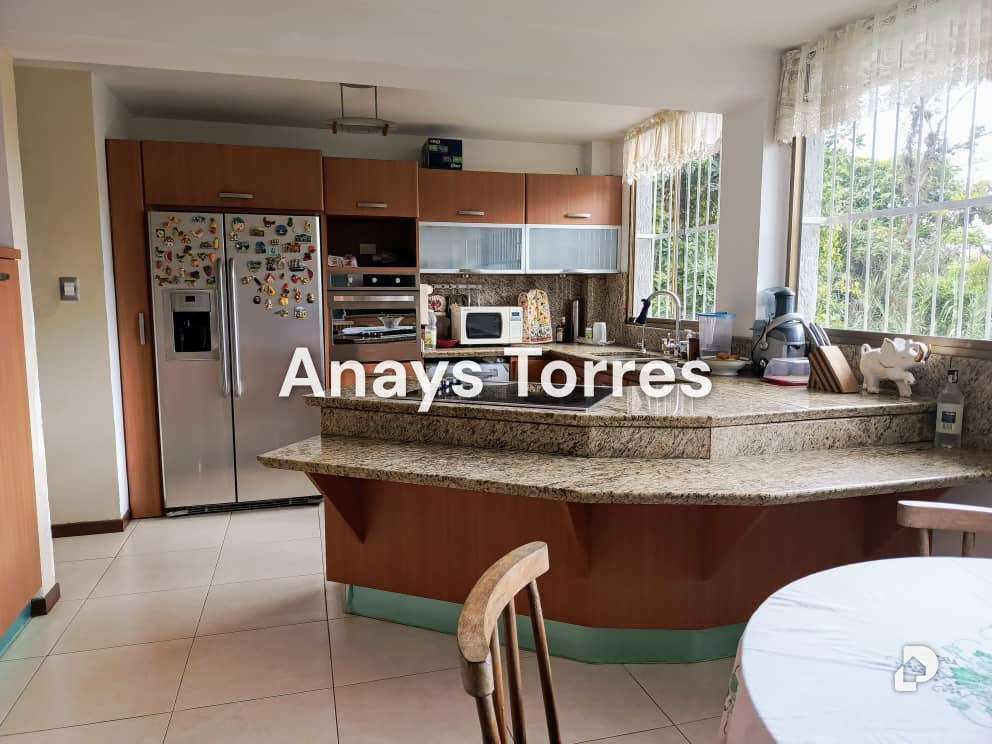 Casa en Parque El Retiro, Altos Mirandinos – 8