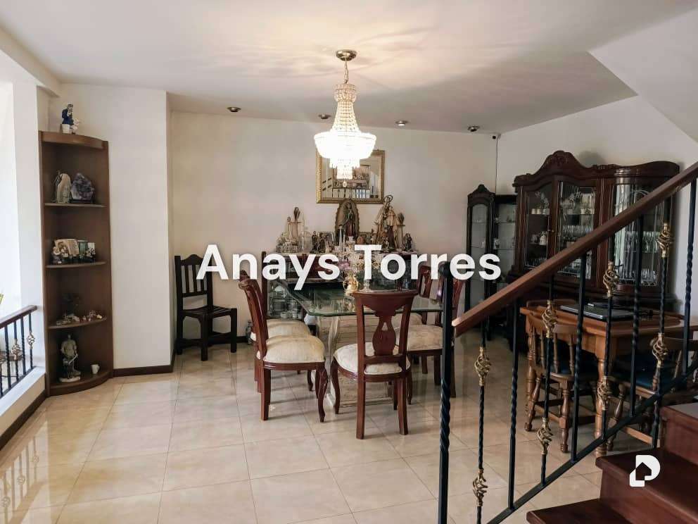 Casa en Parque El Retiro, Altos Mirandinos – 14