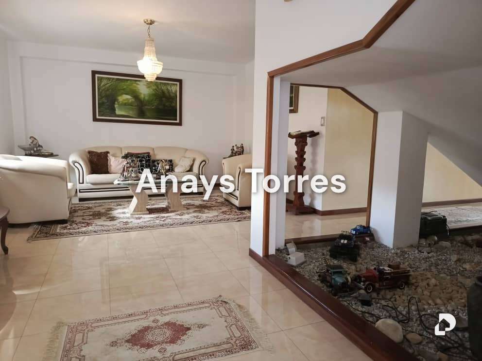 Casa en Parque El Retiro, Altos Mirandinos – 3