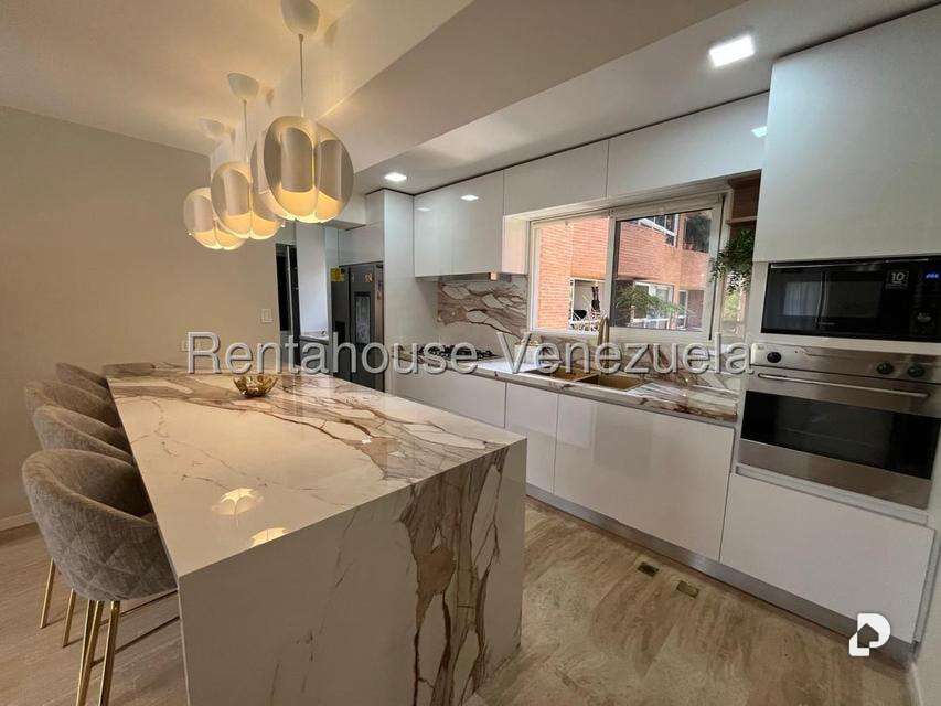 Apartamento en El Rosal, Caracas – 5