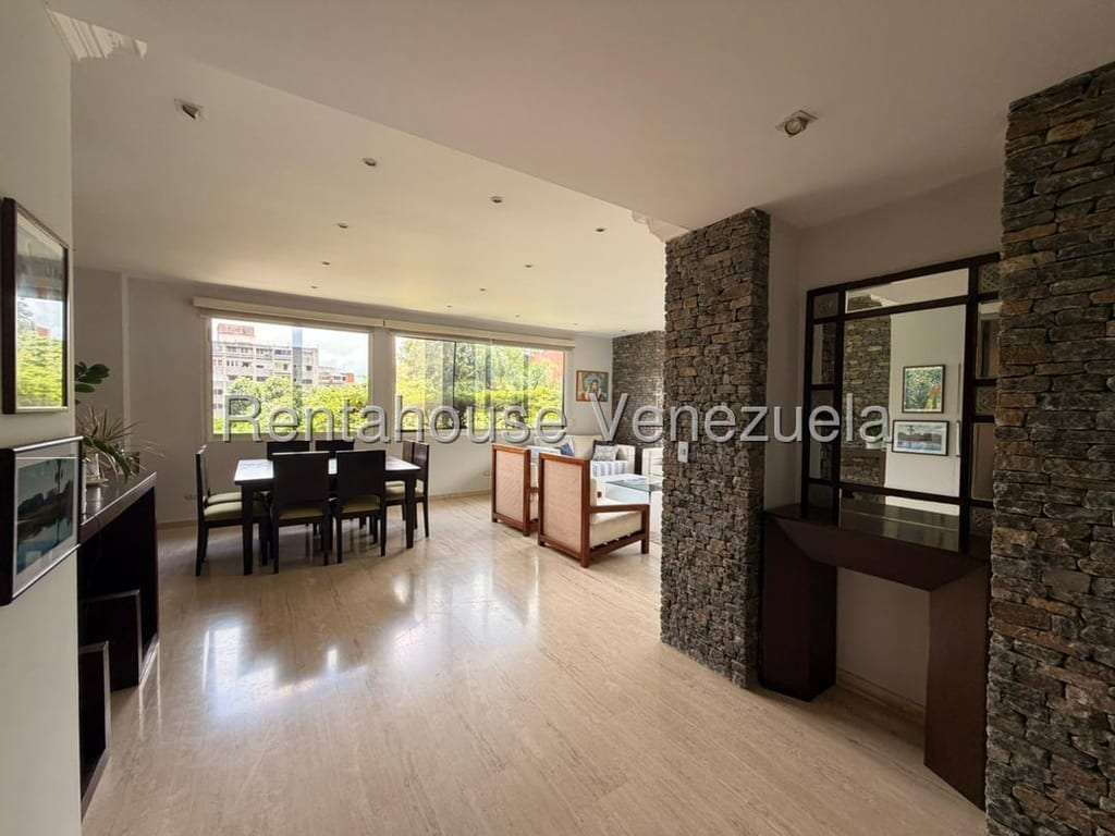 Apartamento en Los Palos Grandes, Caracas