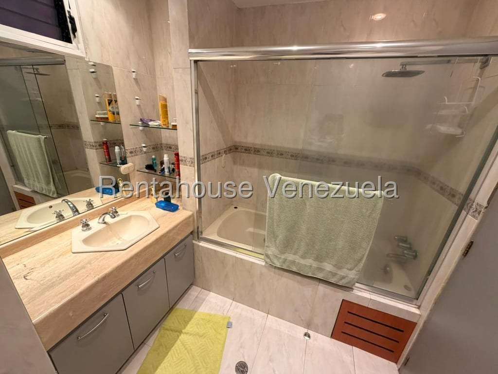 Apartamento en Los Palos Grandes, Caracas