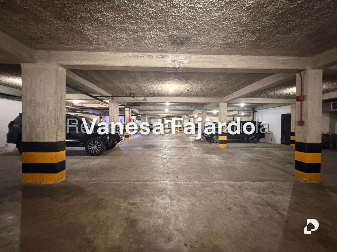 Apartamento en Los Palos Grandes, Caracas – 20