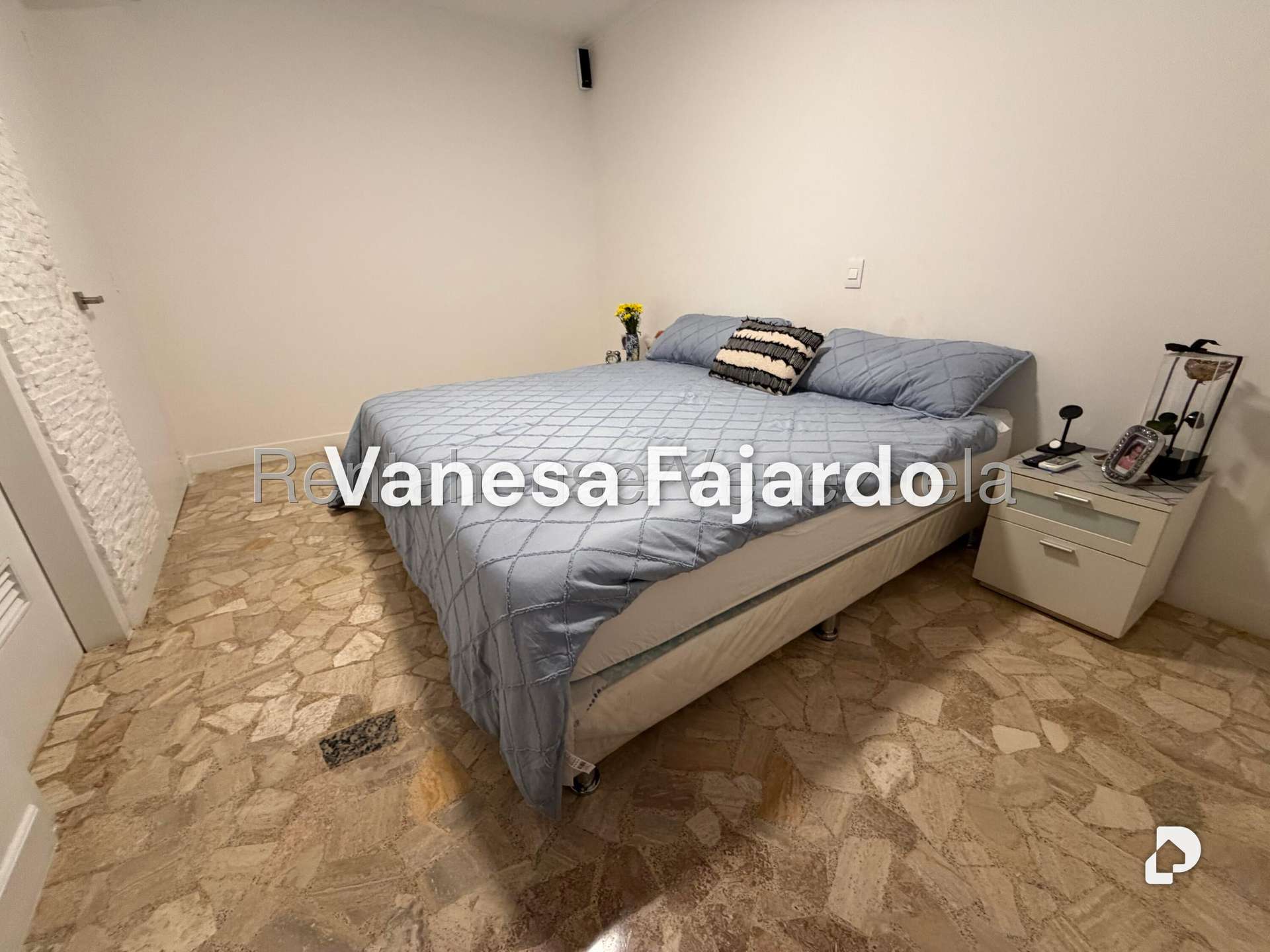 Apartamento en El Rosal, Caracas – 17