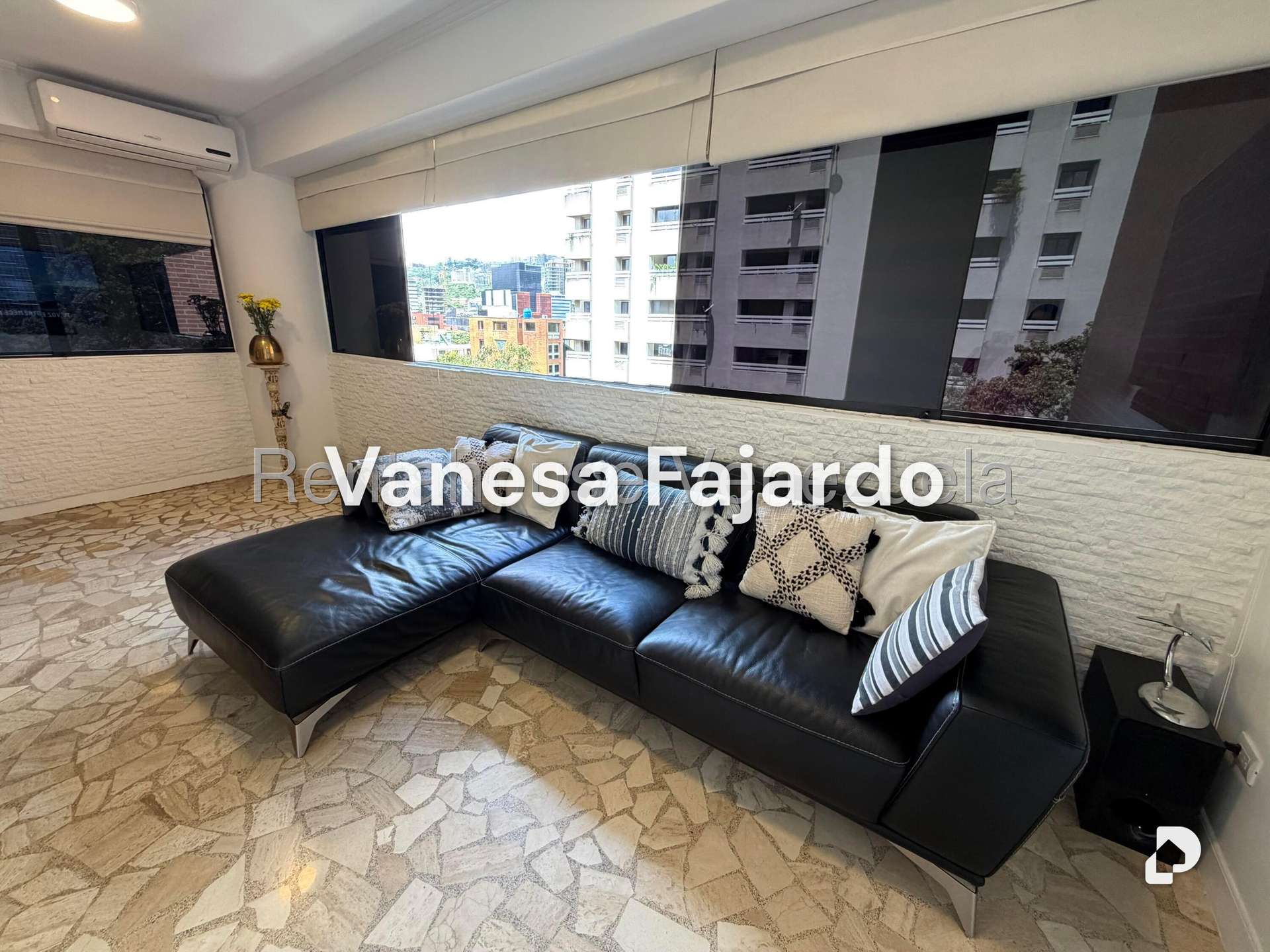 Apartamento en El Rosal, Caracas – 9