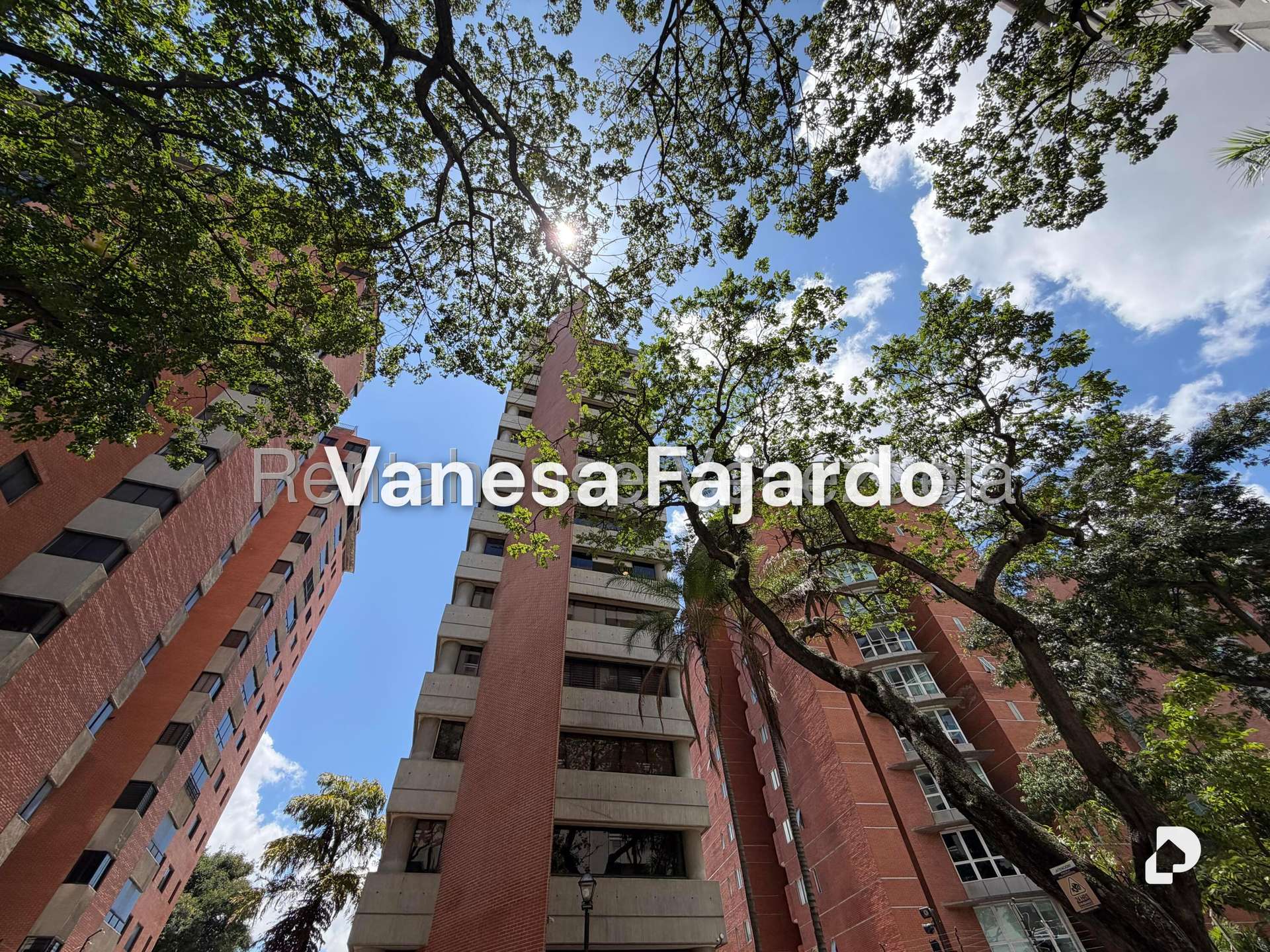 Apartamento en El Rosal, Caracas – 1