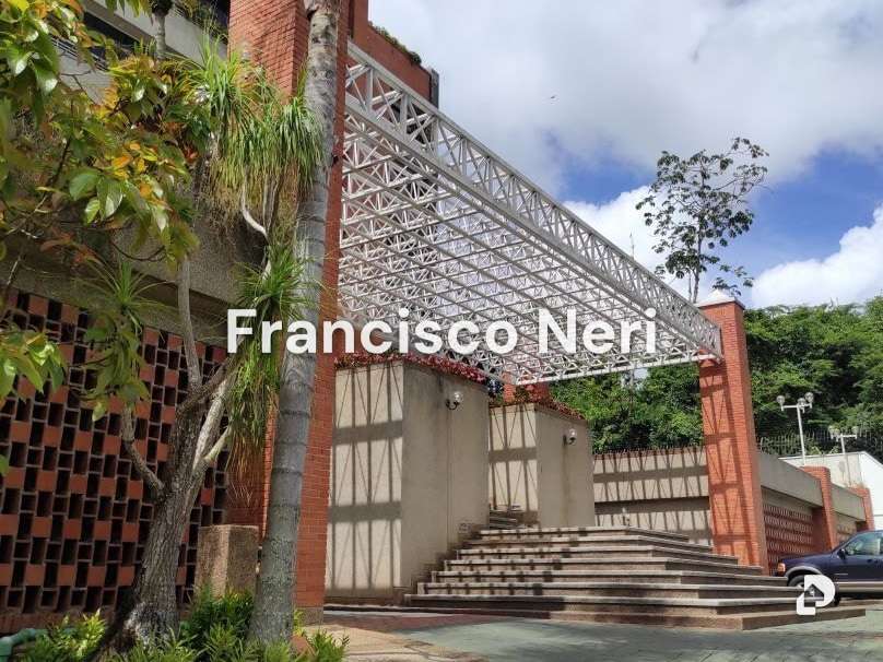 Apartamento en Lomas de La Lagunita, Caracas – 24