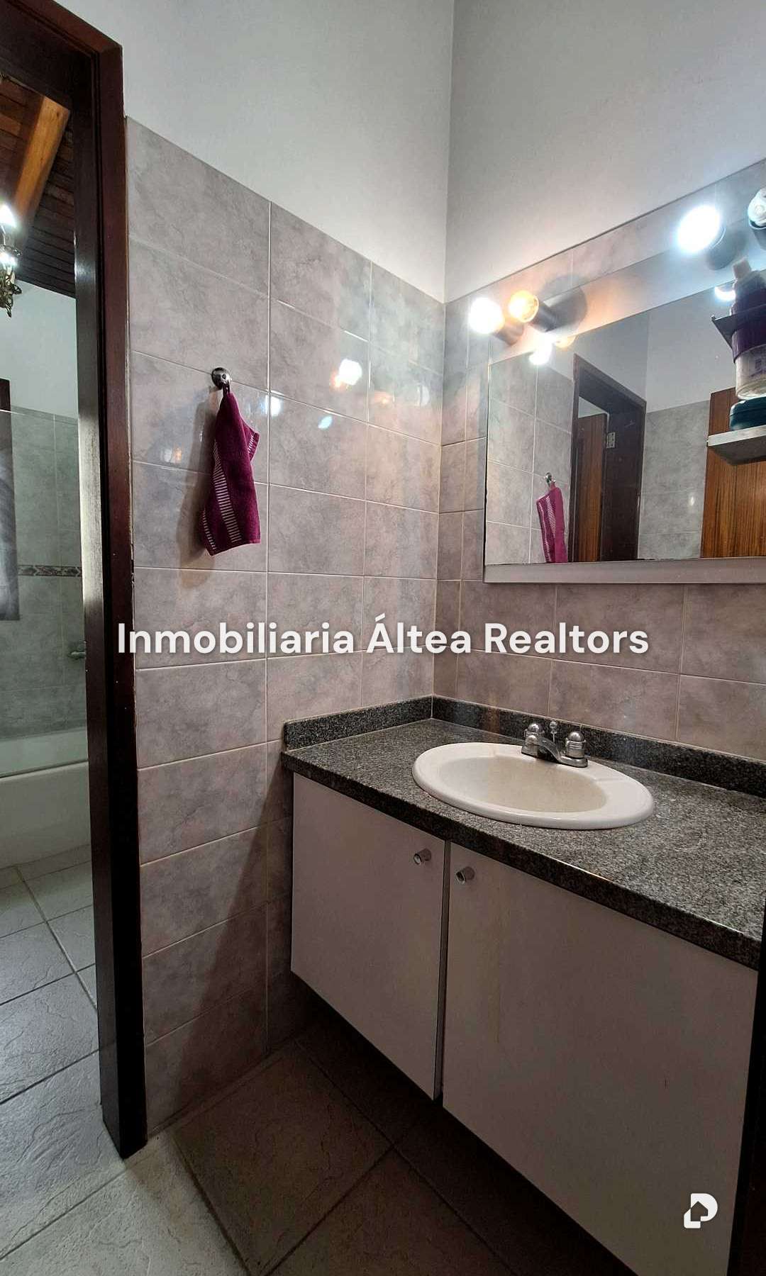 Casa en Colinas de Tamanaco, Caracas – 20