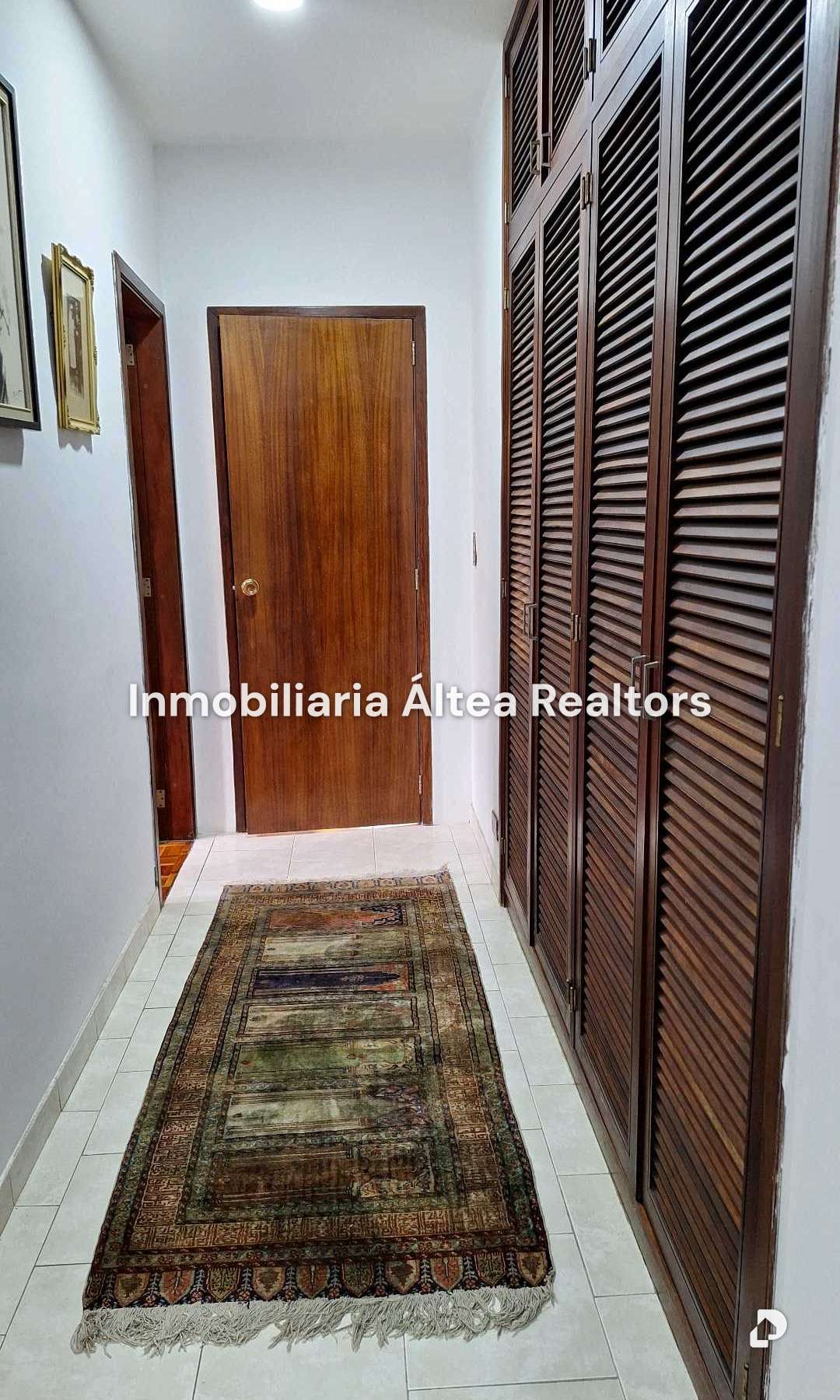Casa en Colinas de Tamanaco, Caracas – 17
