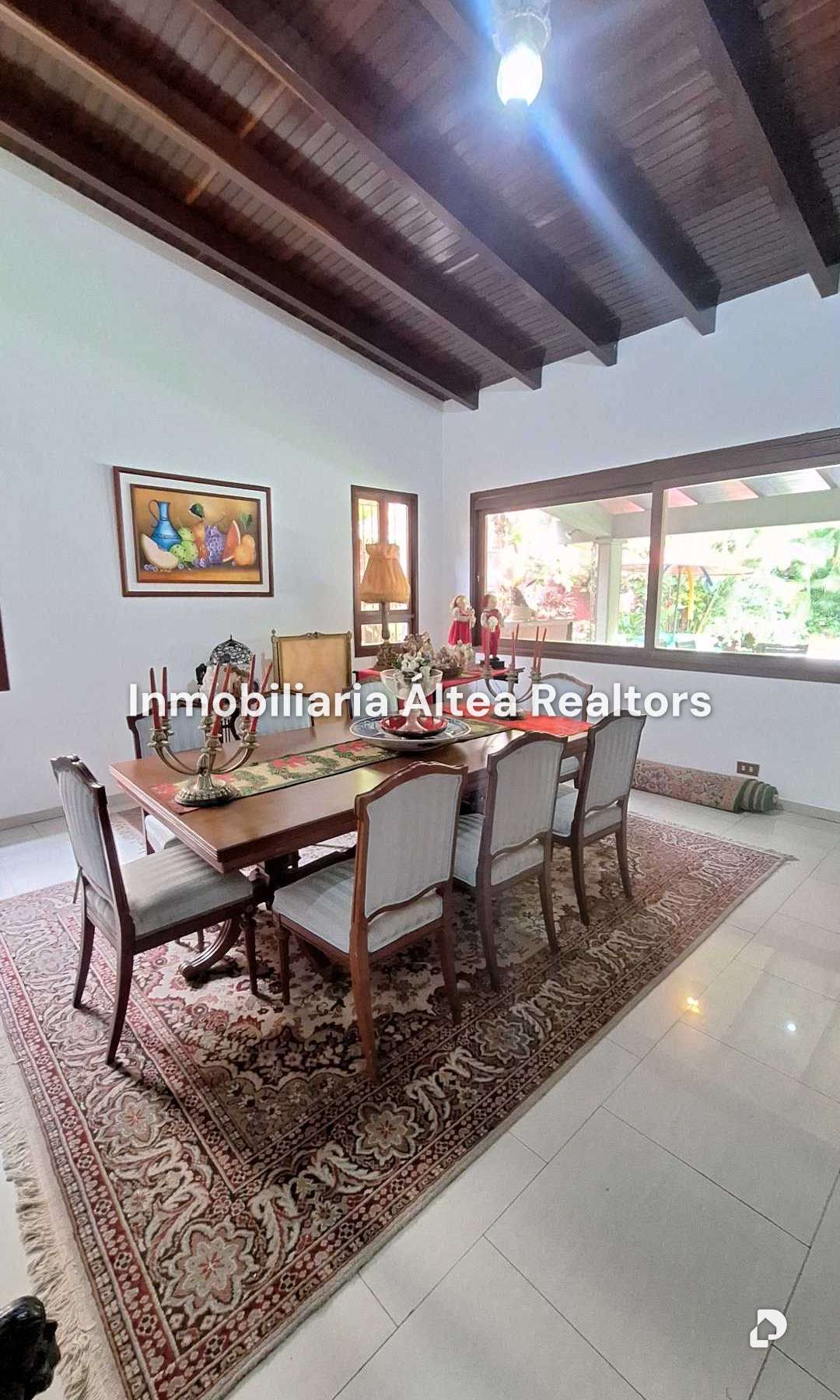 Casa en Colinas de Tamanaco, Caracas – 10
