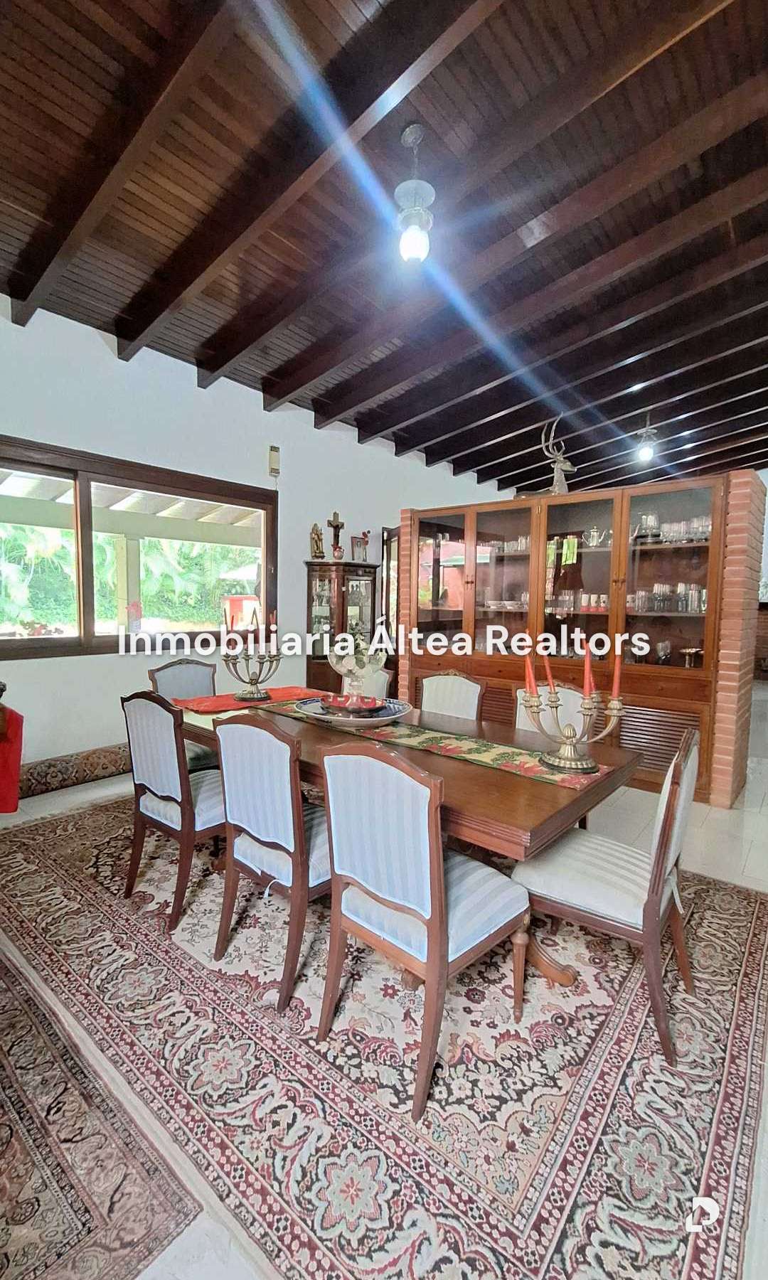 Casa en Colinas de Tamanaco, Caracas – 11