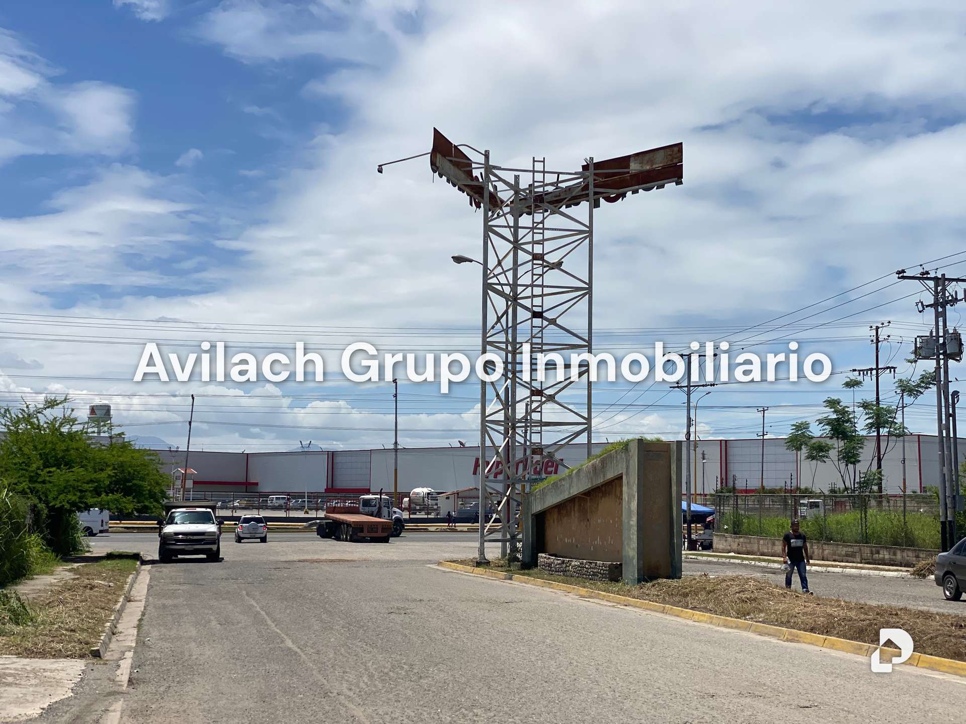 Terreno en Pque. Com. Aereopuerto, Valencia – 2