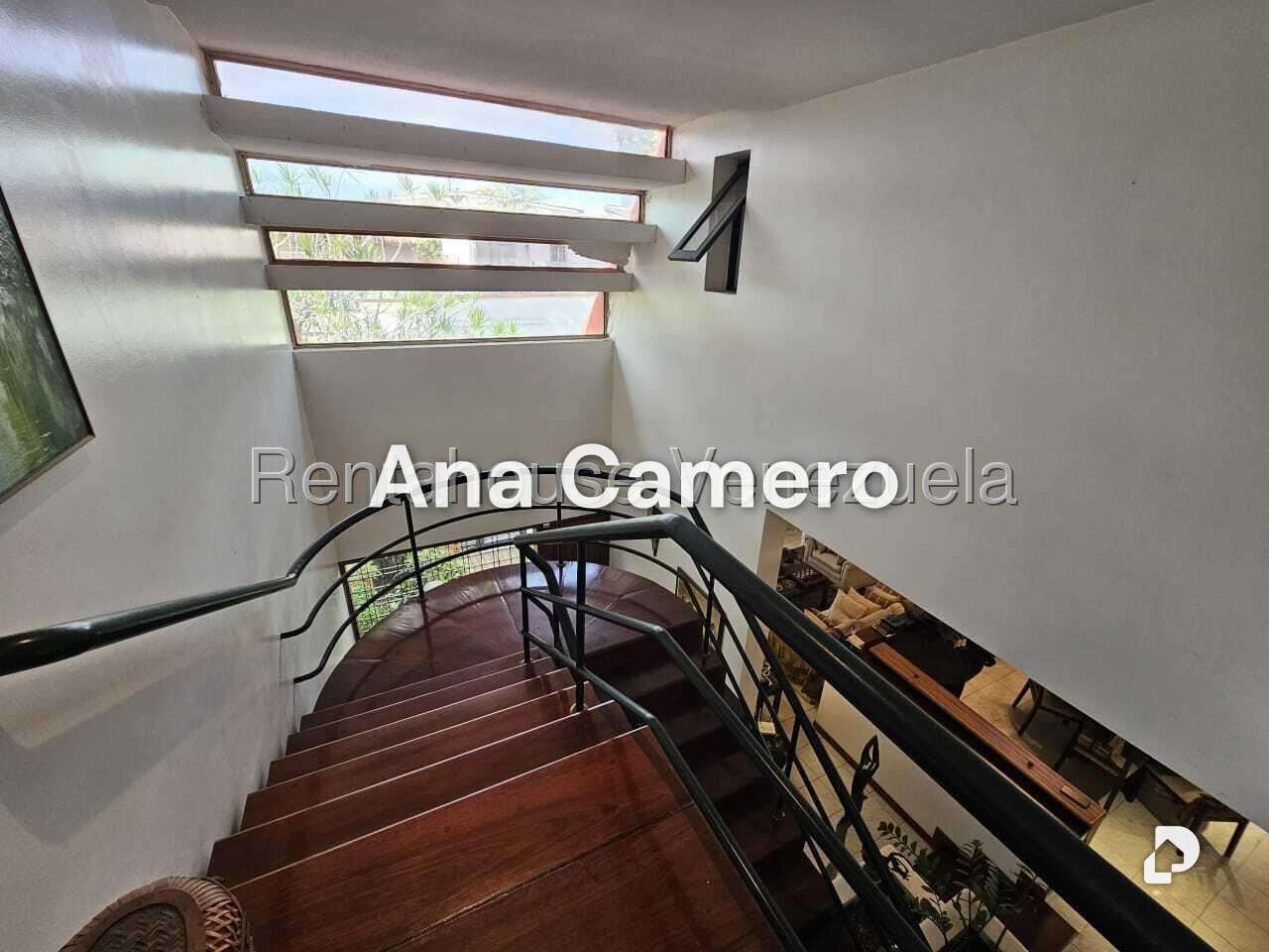 Casa en Alto Prado, Caracas – 9