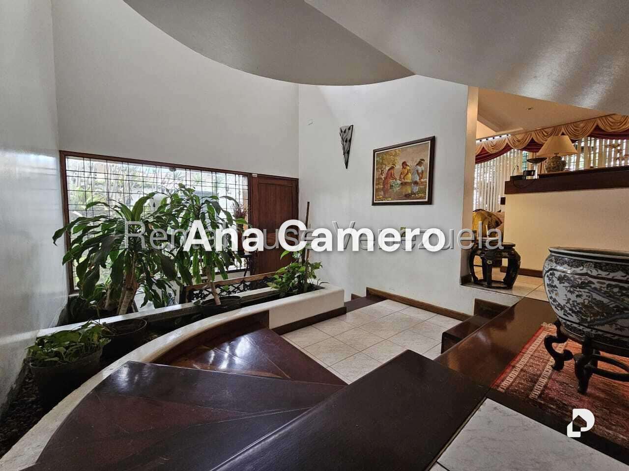 Casa en Alto Prado, Caracas – 11