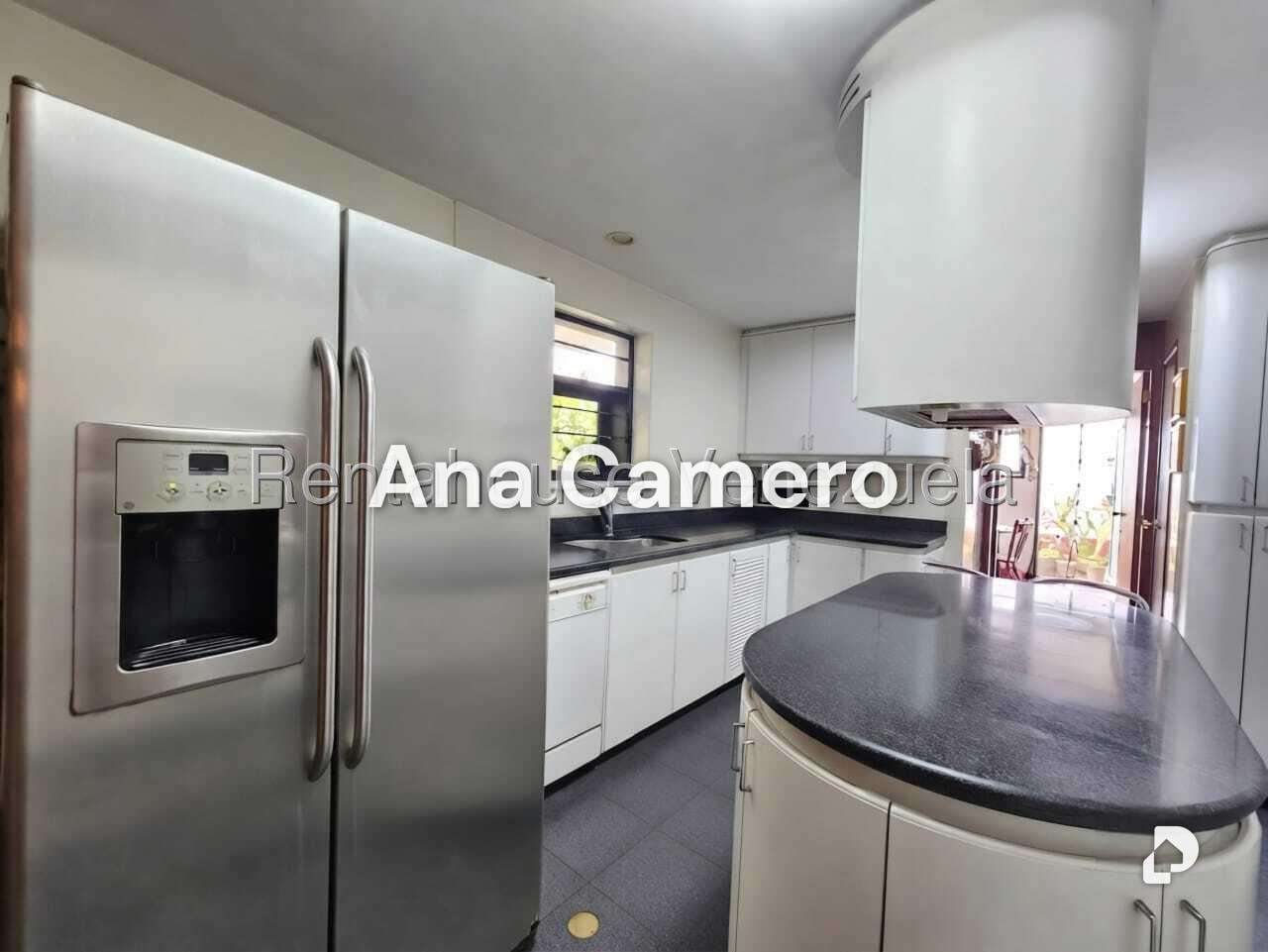 Casa en Alto Prado, Caracas – 22