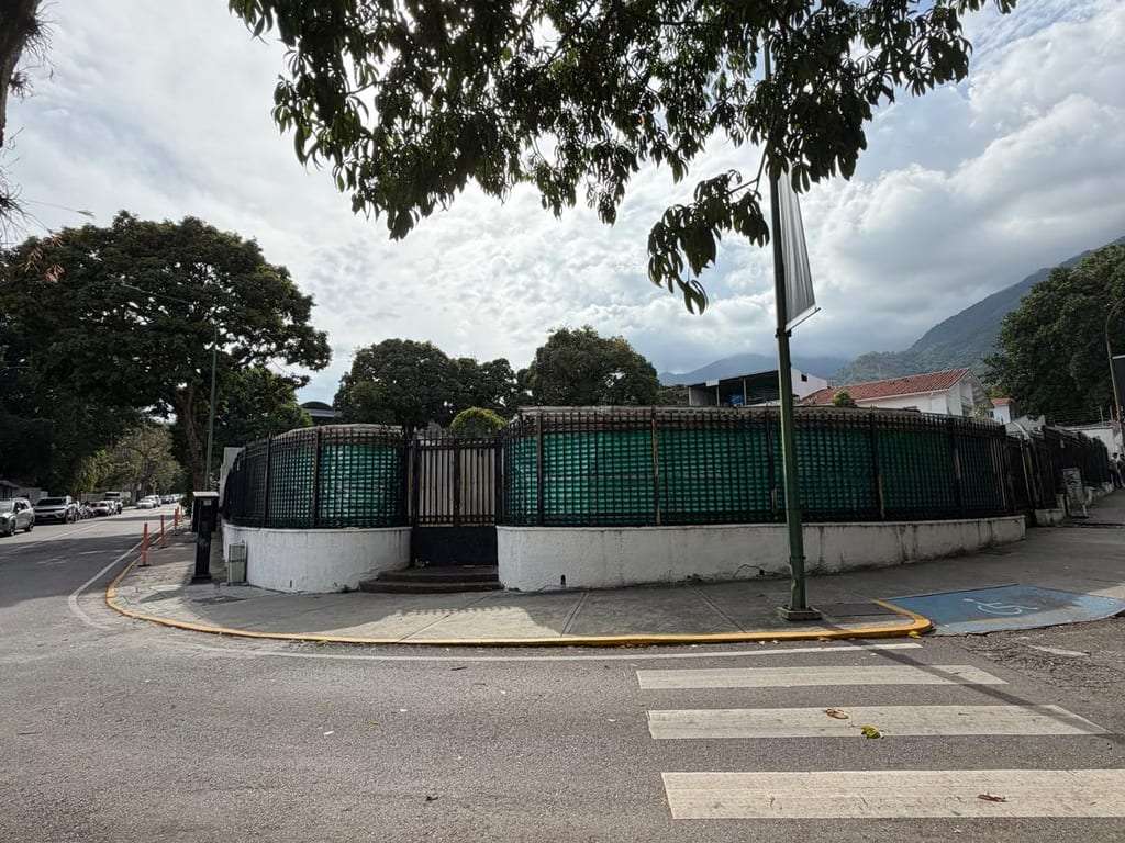 Terreno en Altamira, Caracas - 1