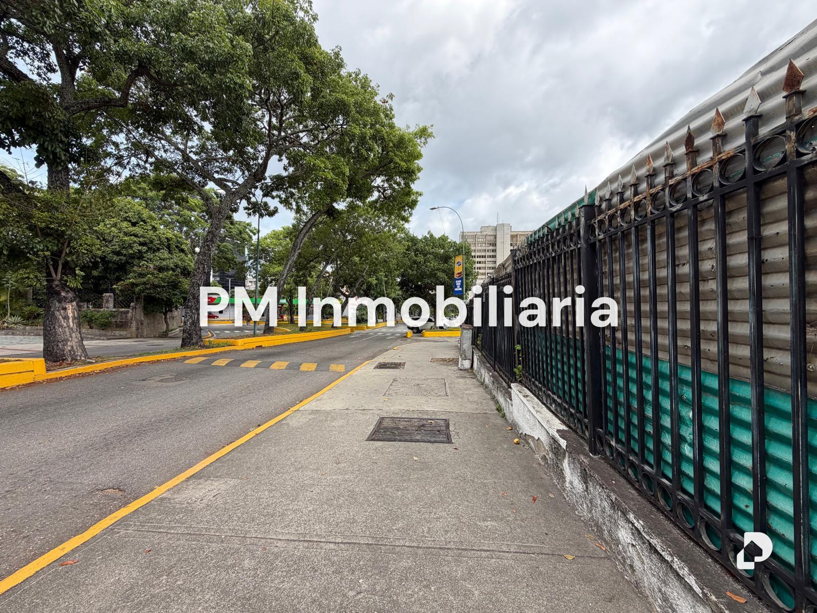 Terreno en Altamira, Caracas – 3