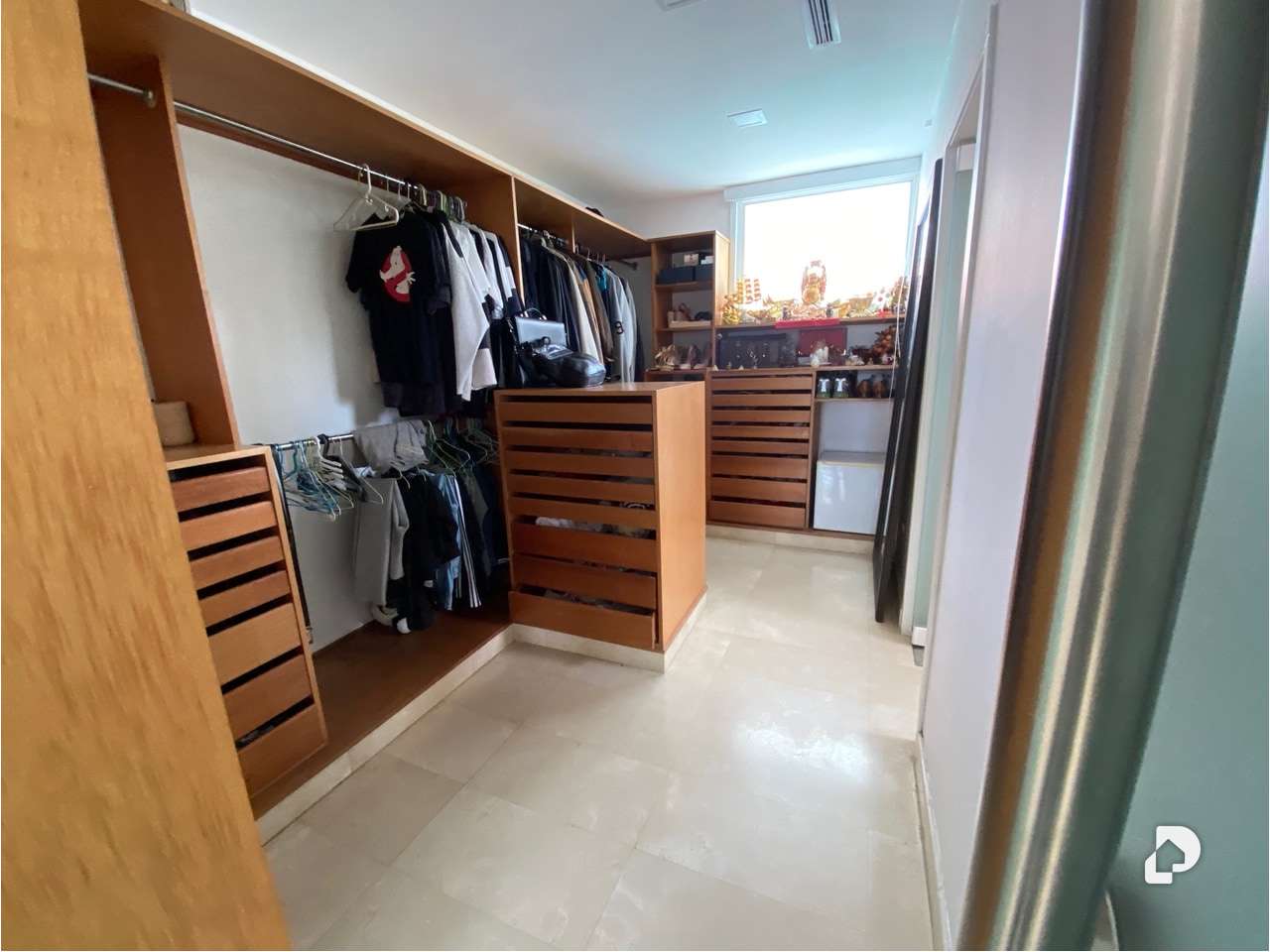 House in La Lagunita, Caracas – 19