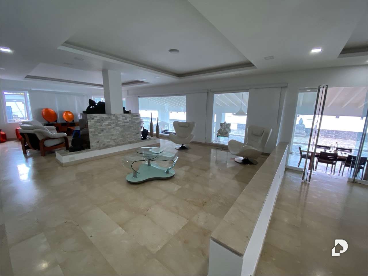 House in La Lagunita, Caracas – 6