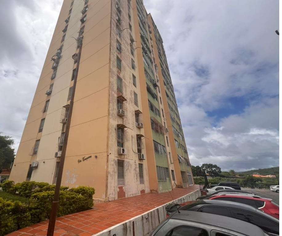 Apartment in Club Hip. Las Trinitarias, Barquisimeto - 1