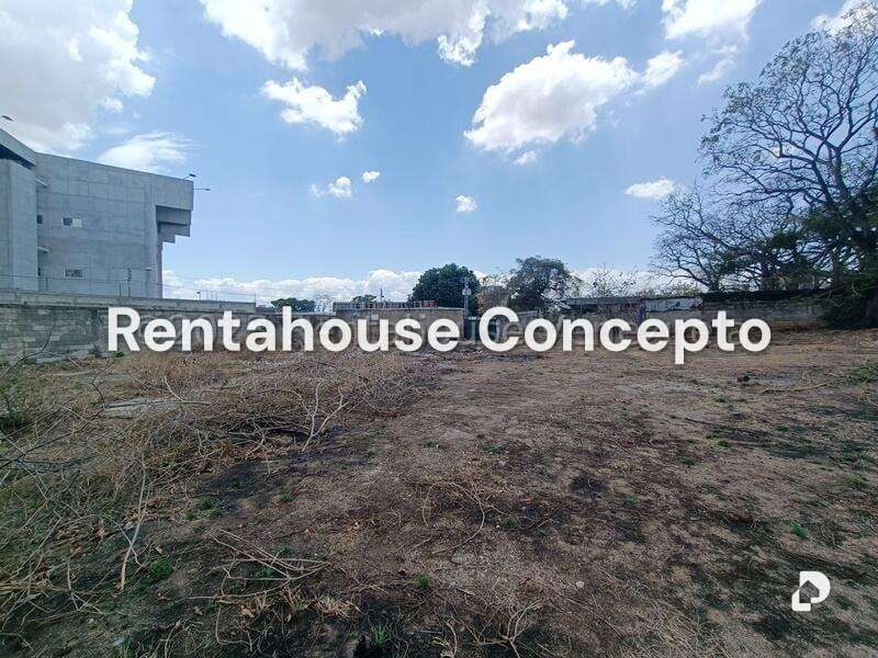 Terreno en Avenida Bolivar Norte, Valencia – 1