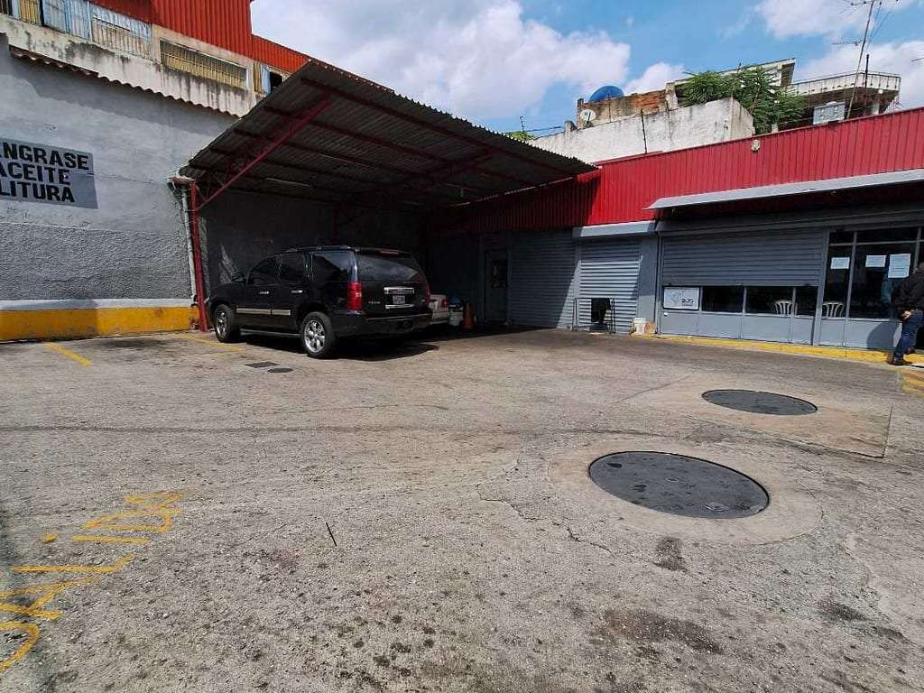 Local comercial en La Florida, Caracas