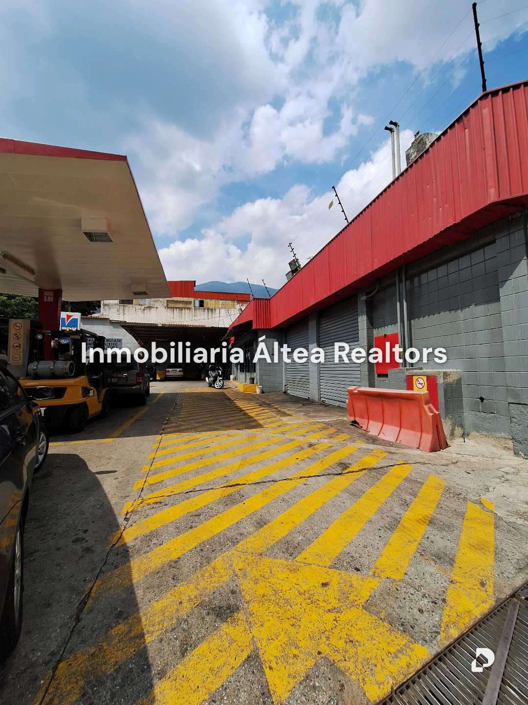 Local comercial en La Florida, Caracas – 4