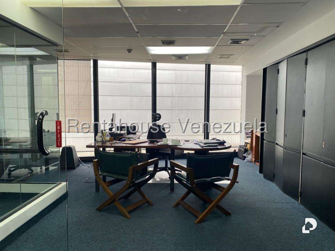 Oficina en La Urbina, Caracas – 10