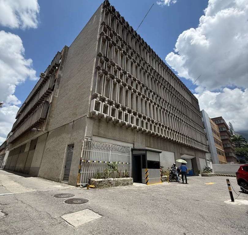 Local comercial en Los Ruices, Caracas - 1