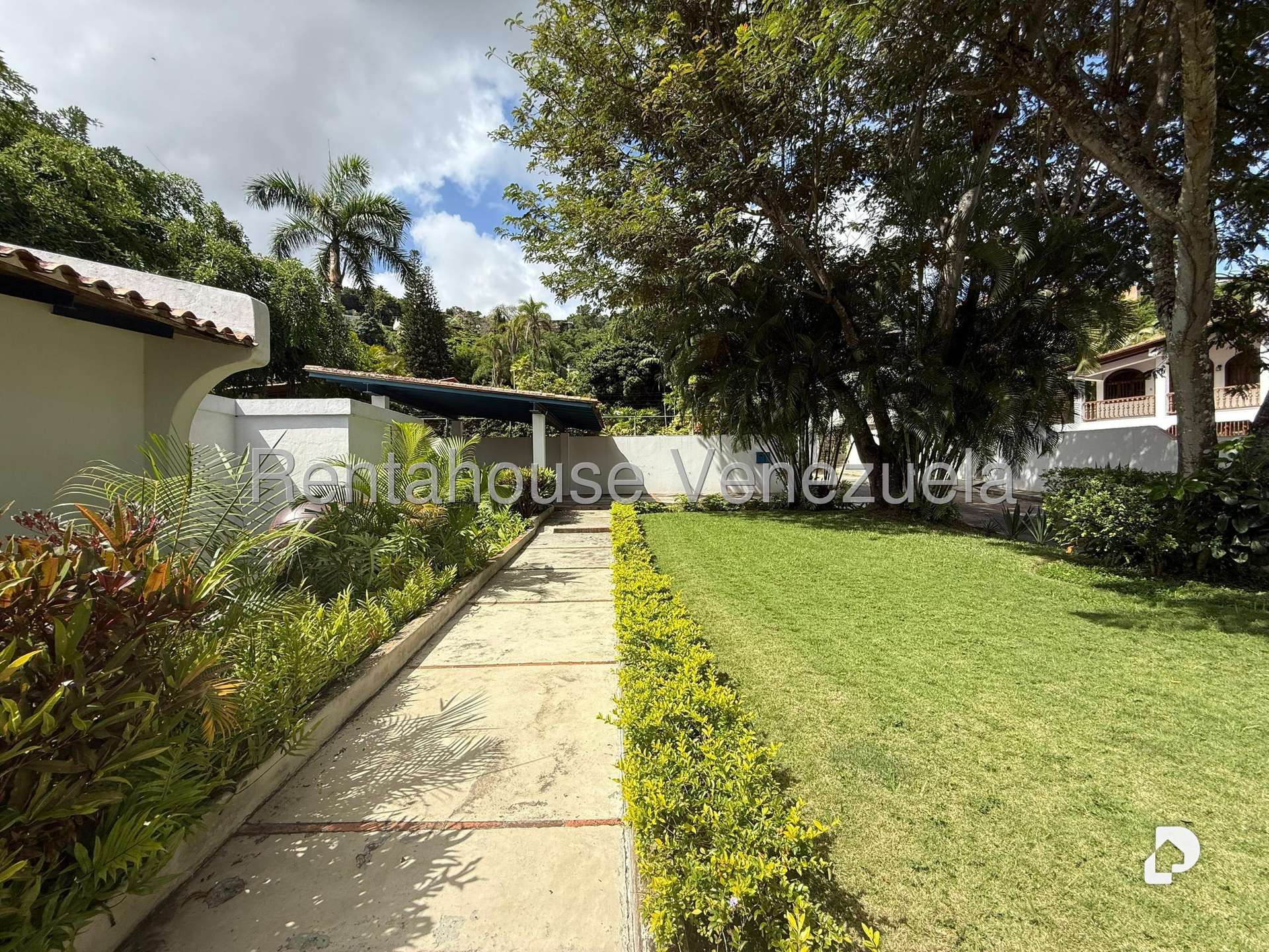 Casa en Cerro Verde, Caracas – 3
