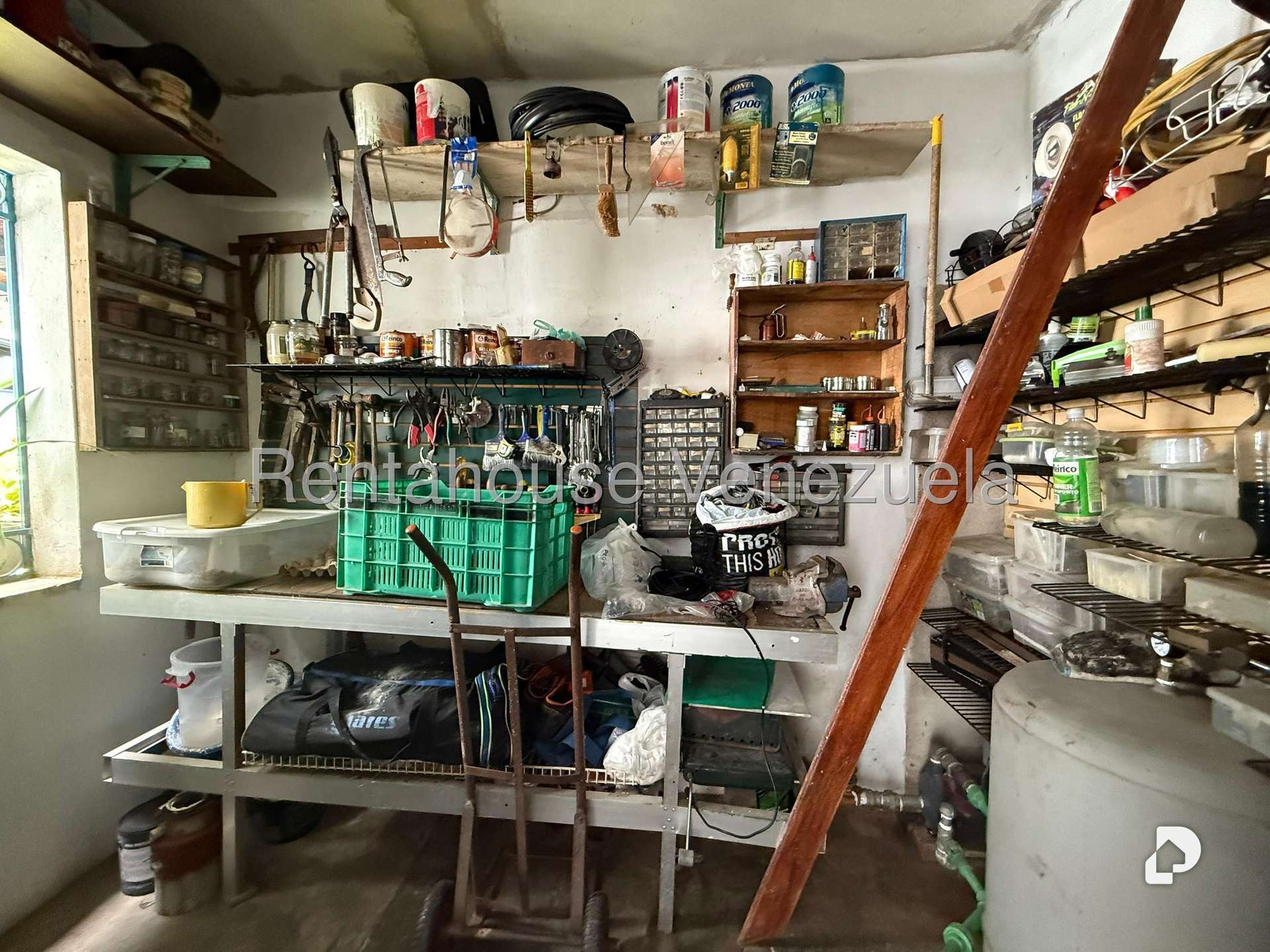 Casa en Cerro Verde, Caracas – 49