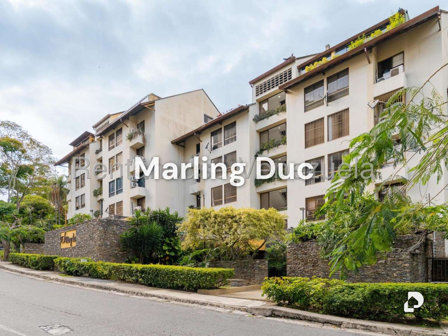 Apartamento en Colinas de Valle Arriba, Caracas – 2