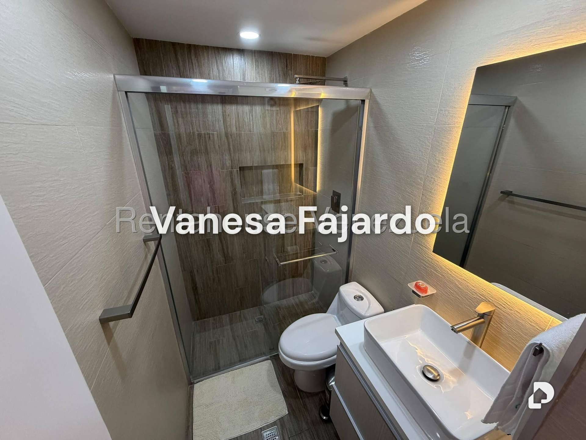 Apartamento en Santa Fe Sur, Caracas – 25