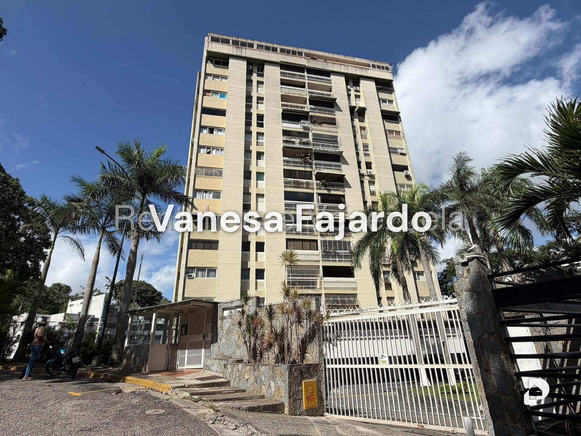Apartamento en Santa Fe Sur, Caracas – 1