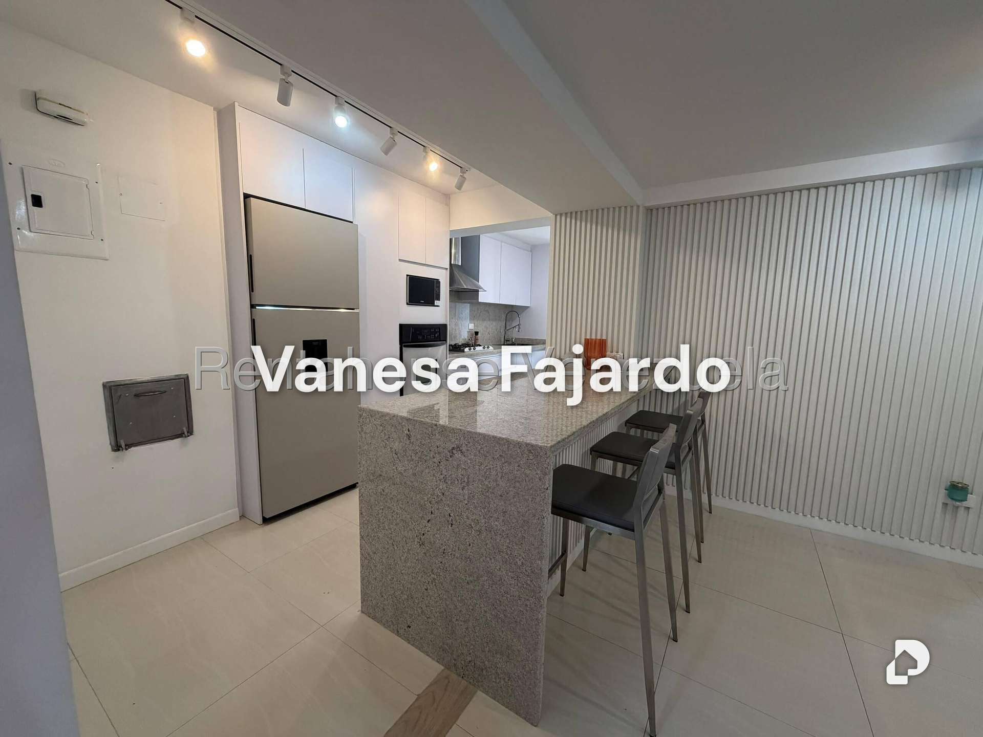 Apartamento en Santa Fe Sur, Caracas – 17