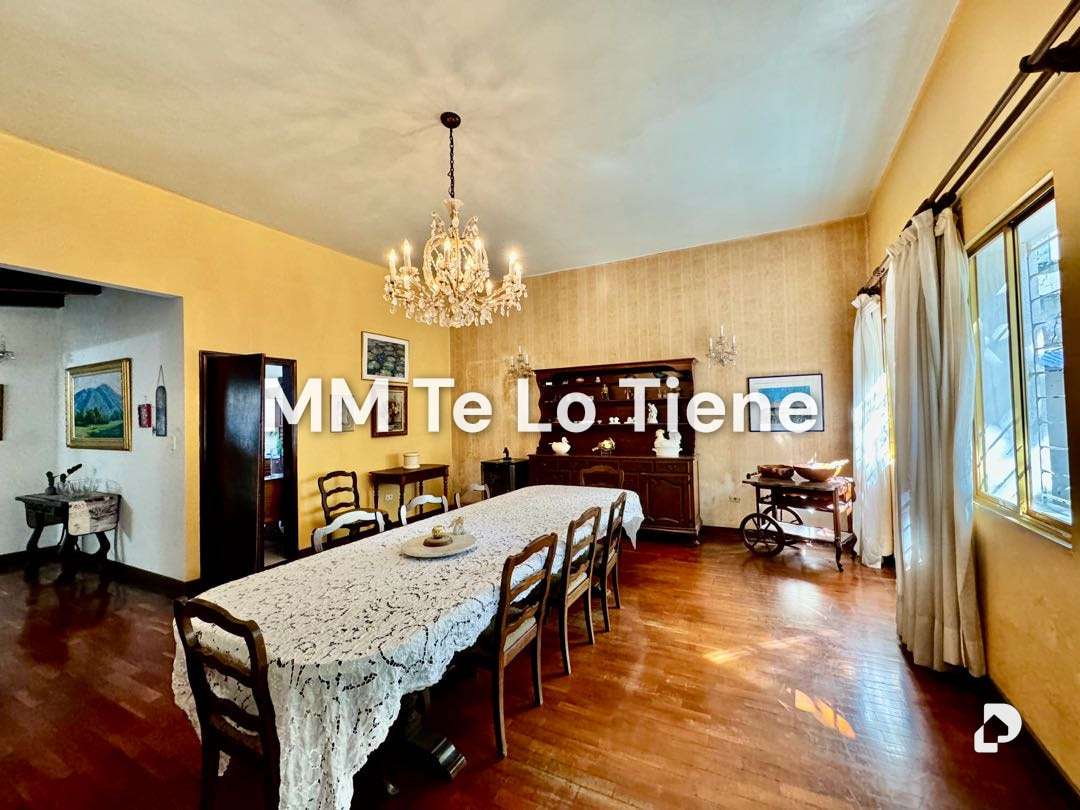 House in La Floresta, Caracas – 10