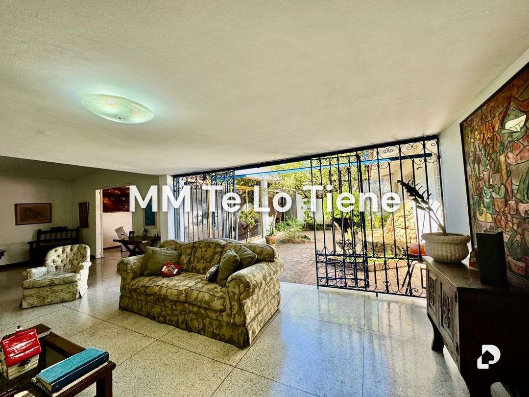 House in La Floresta, Caracas – 7