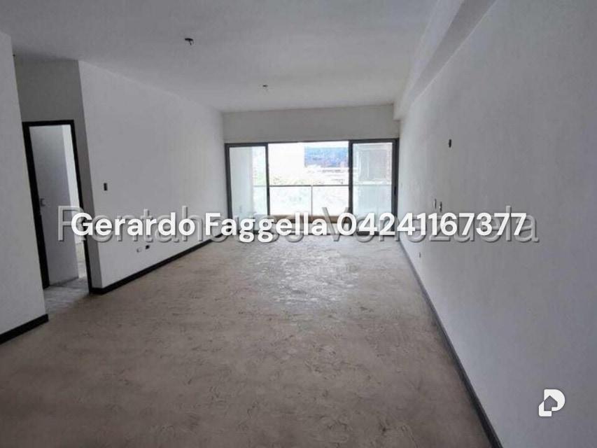 Apartamento en Las Mercedes, Caracas – 3