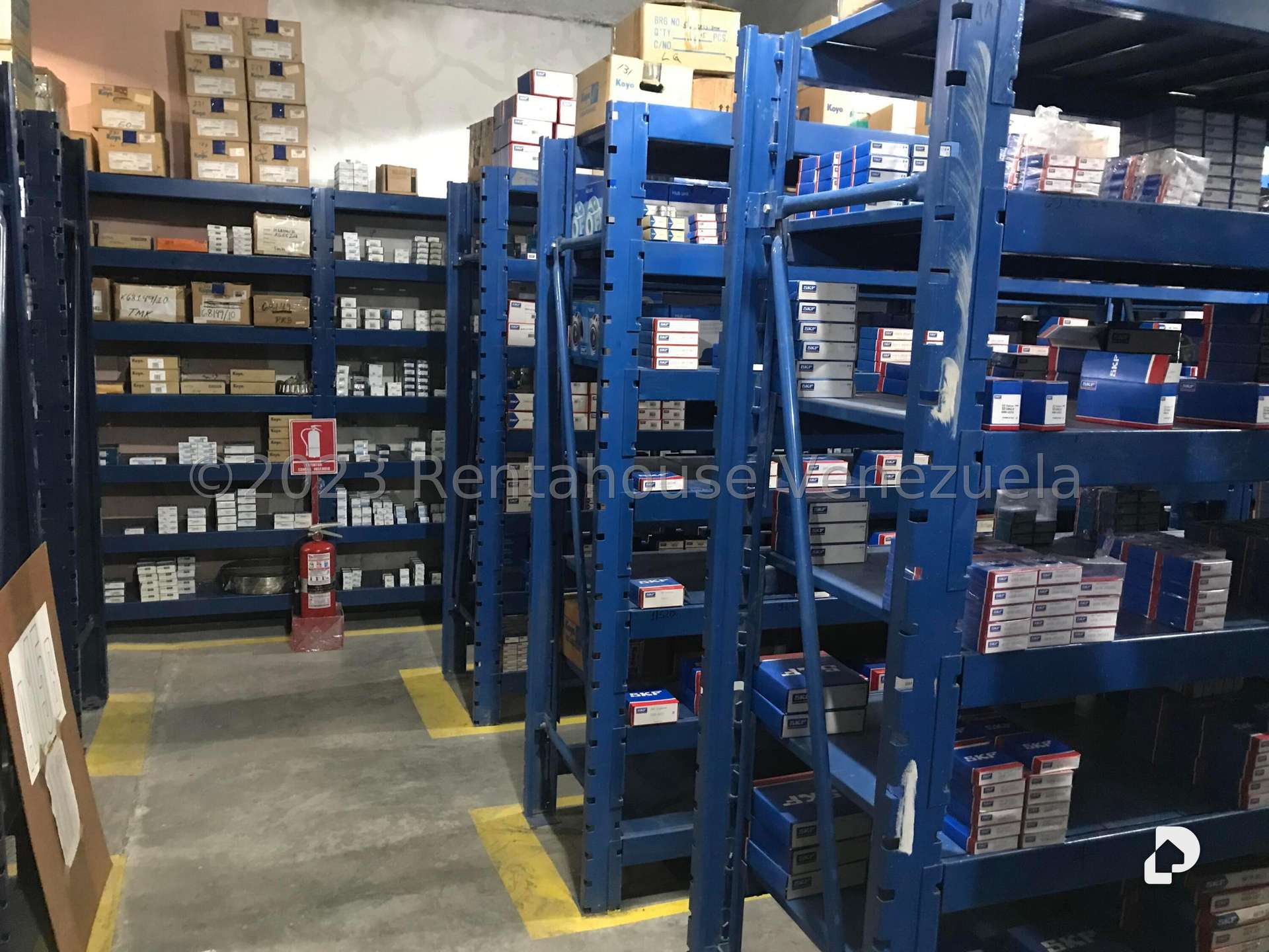 Local comercial en Santa Eduvigis, Caracas – 24