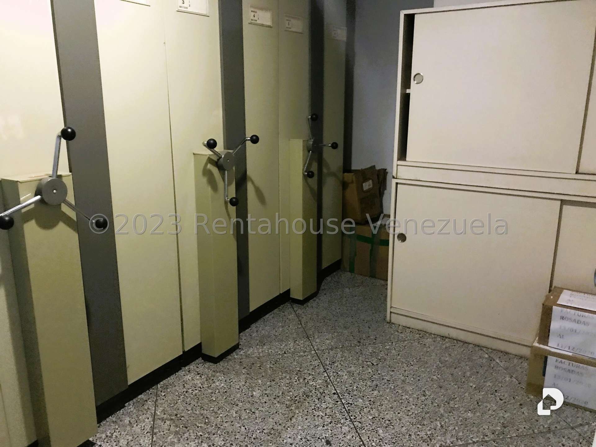 Local comercial en Santa Eduvigis, Caracas – 18