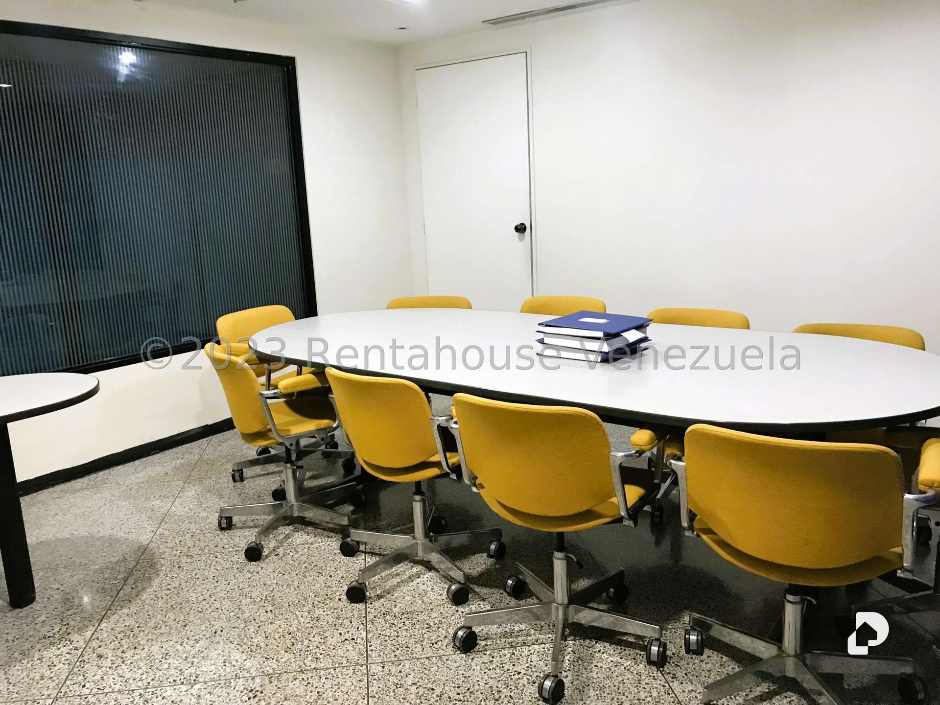 Local comercial en Santa Eduvigis, Caracas – 17
