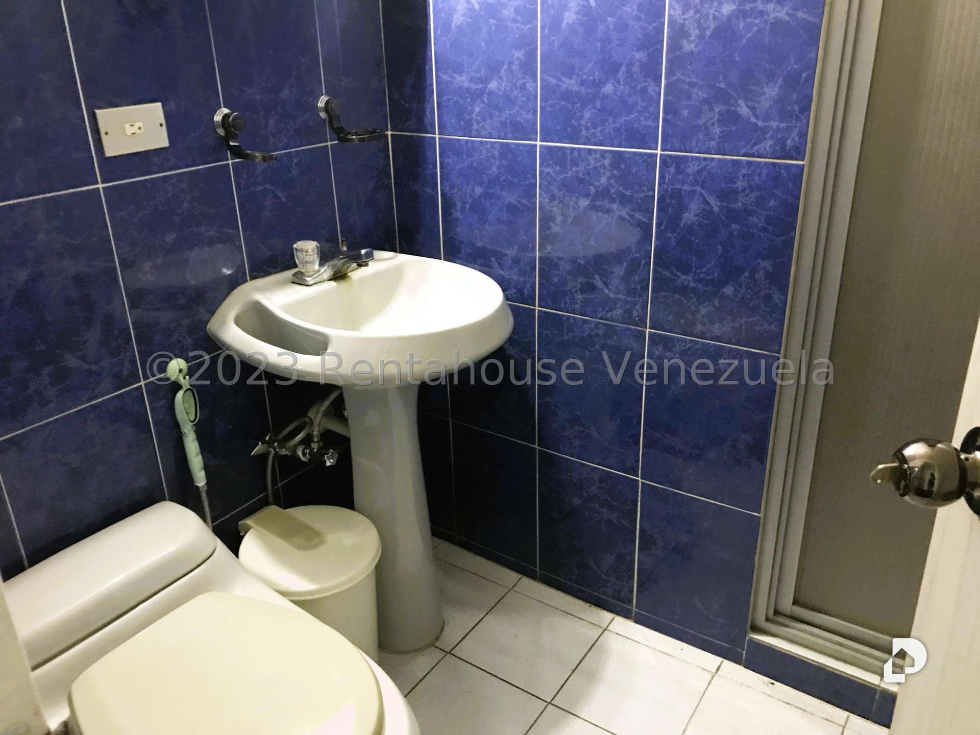 Local comercial en Santa Eduvigis, Caracas – 14