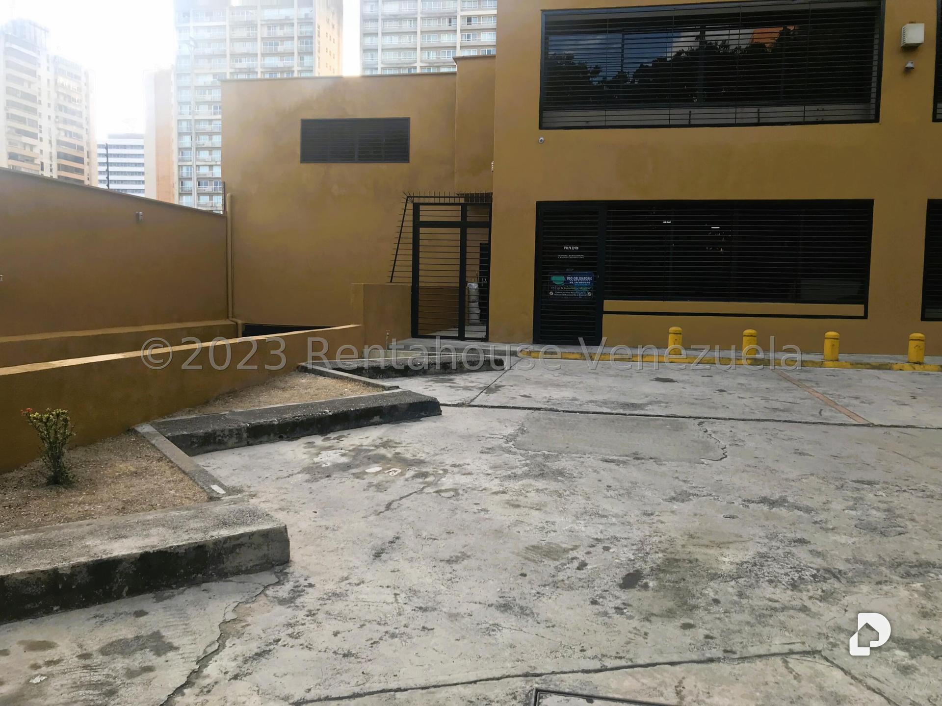 Local comercial en Santa Eduvigis, Caracas – 4