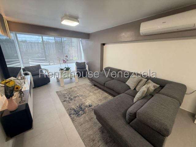 Apartamento en El Cigarral, Caracas - 1